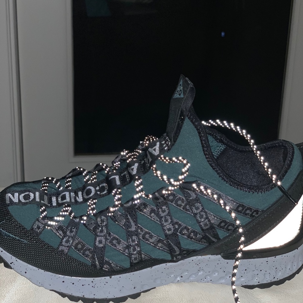 Nike ACG React (W 9.5)